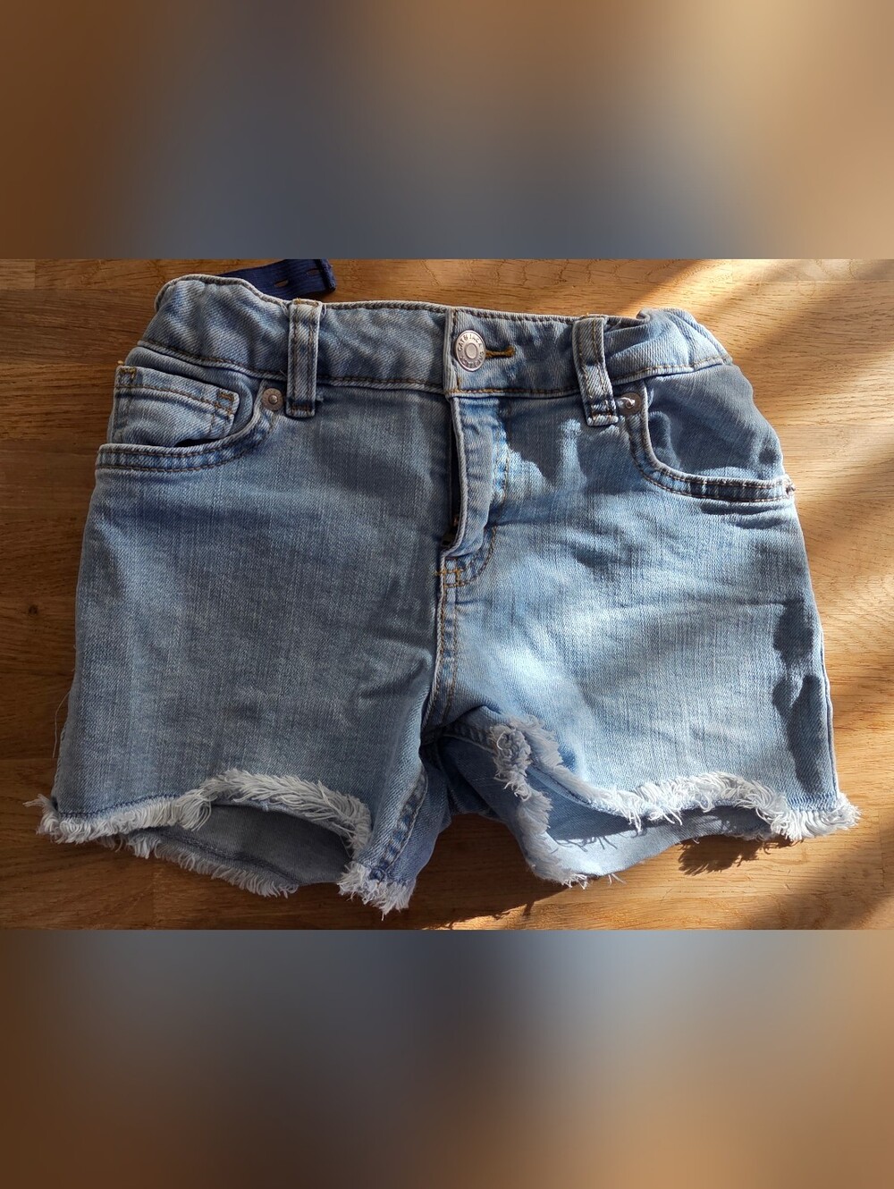 Cat & Jack Light Blue Distressed Denim Jean Shorts Sz Medium (8) NWOT
